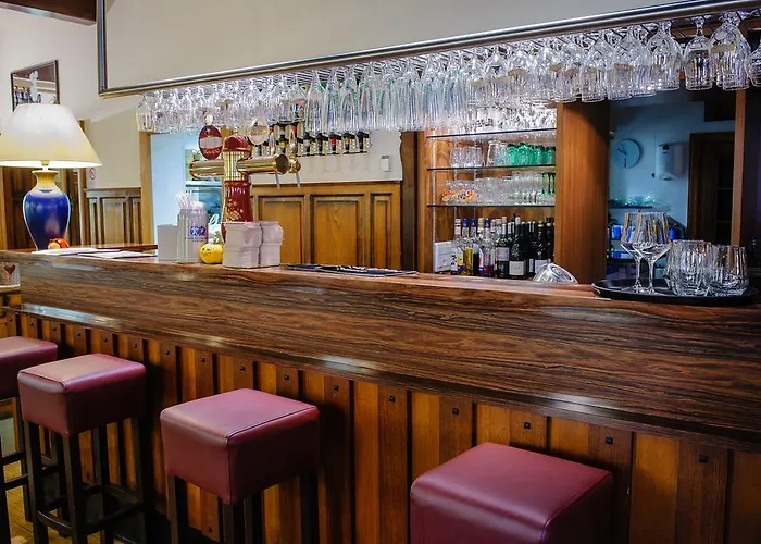 Restaurant La Couronne Отель Роппенайм